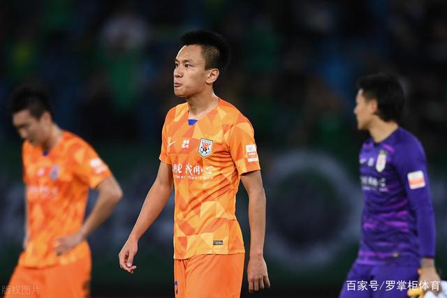 李弘权末节发力三分球助攻 中国男篮惜败伊朗